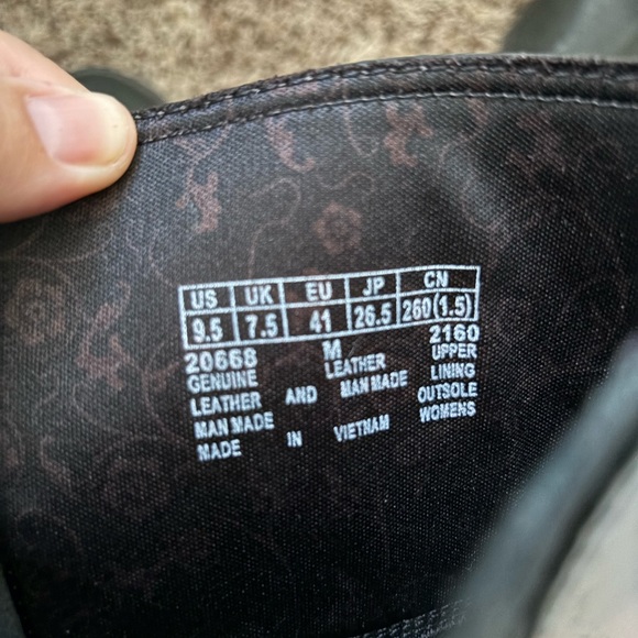 Timberland black 9.5 tall boots - Picture 11 of 12